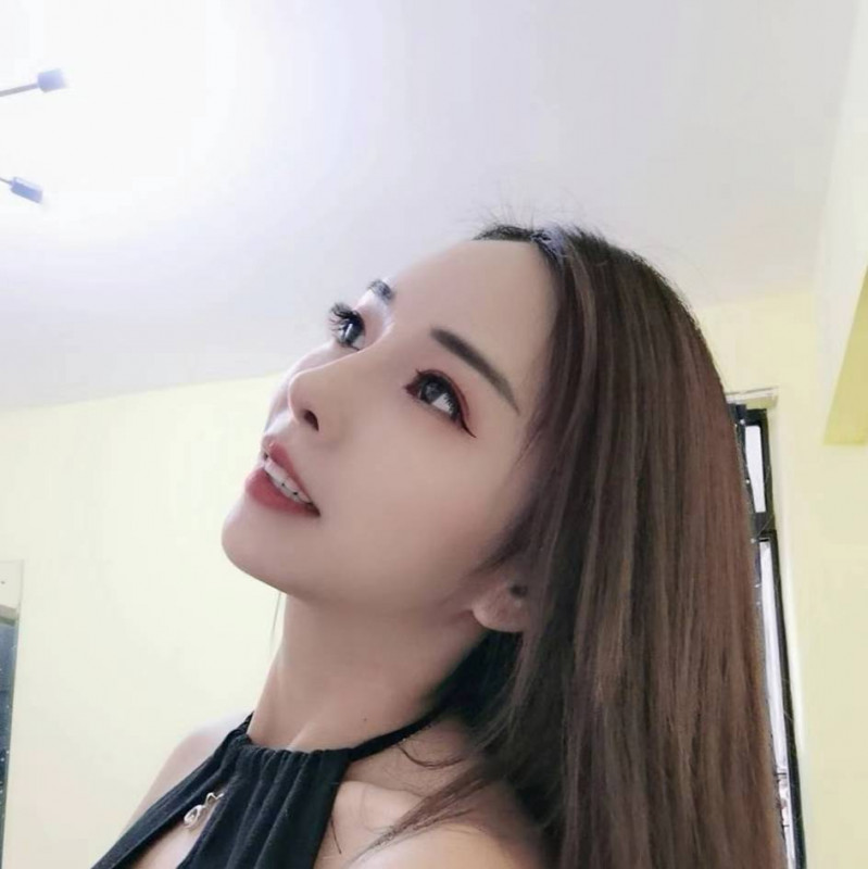 颜控声控美瞳